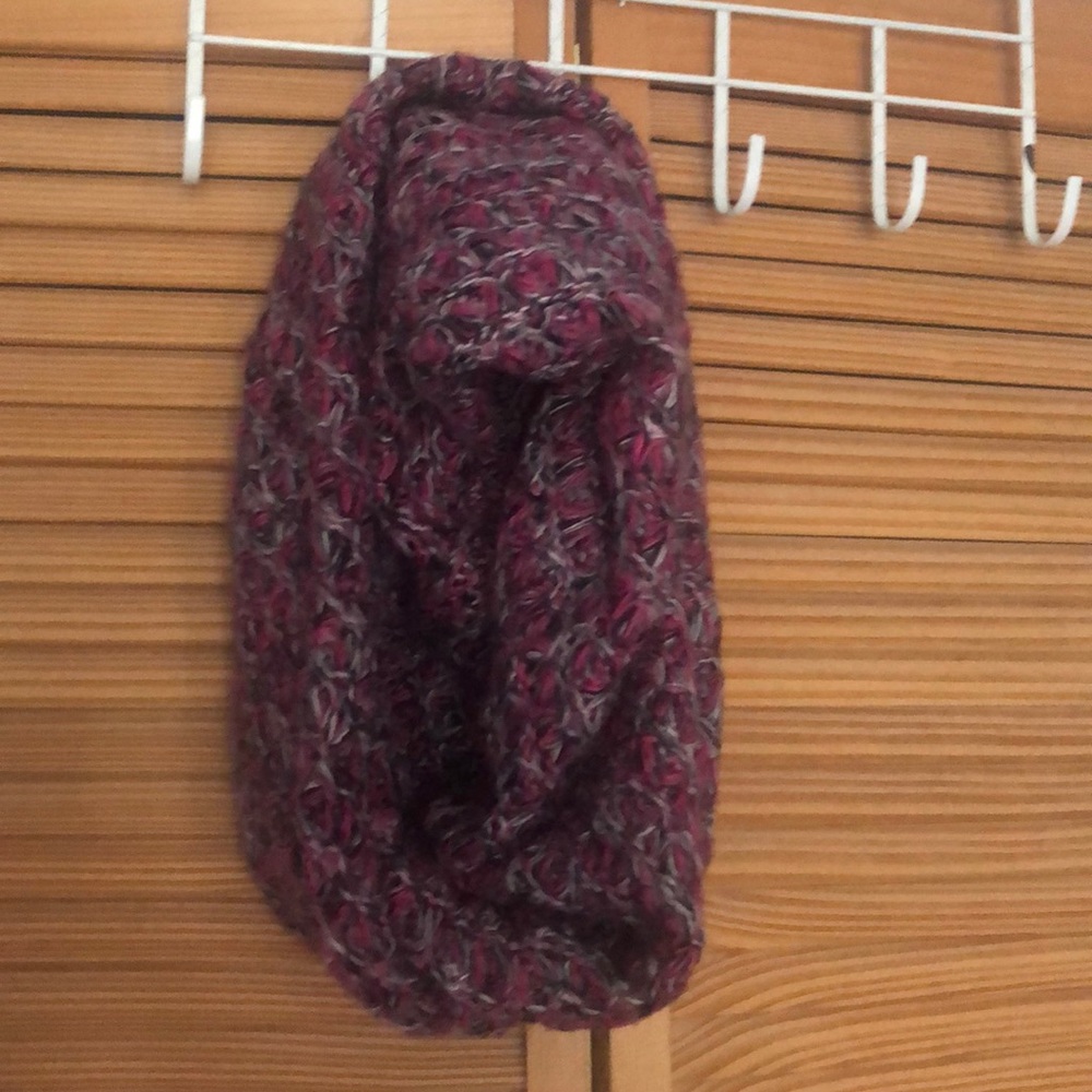 Pink, black, and white scarf.